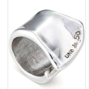 Uno de 50 Silver ring